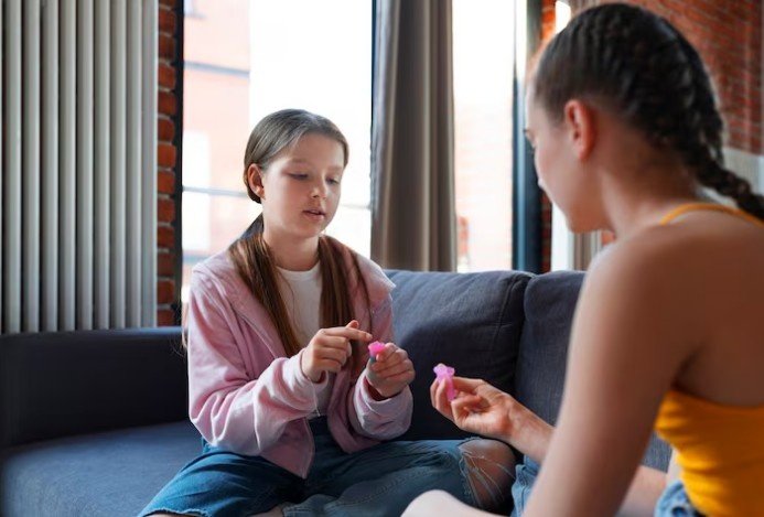 How Does Dr. Meghana Phadke Sultania Evaluate and Diagnose Puberty-Related Conditions?