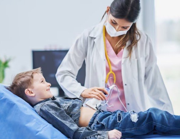 How Does Dr. Meghana Phadke Sultania Diagnose and Treat Chronic Constipation in Kids?