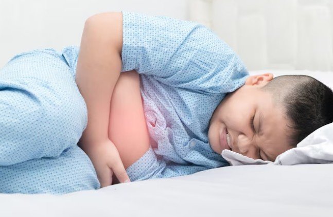 How Does Dr. Meghana Phadke Sultania Diagnose Paediatric Constipation in Children?