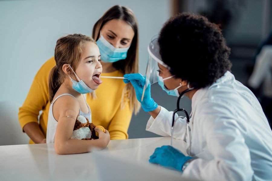 How Pediatric Allergy Specialists Help Children with Chronic Sneezing and Nasal Allergies