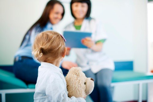How to Choose the Best Child Specialist Doctor in Sector 35 for Your Child’s Health
